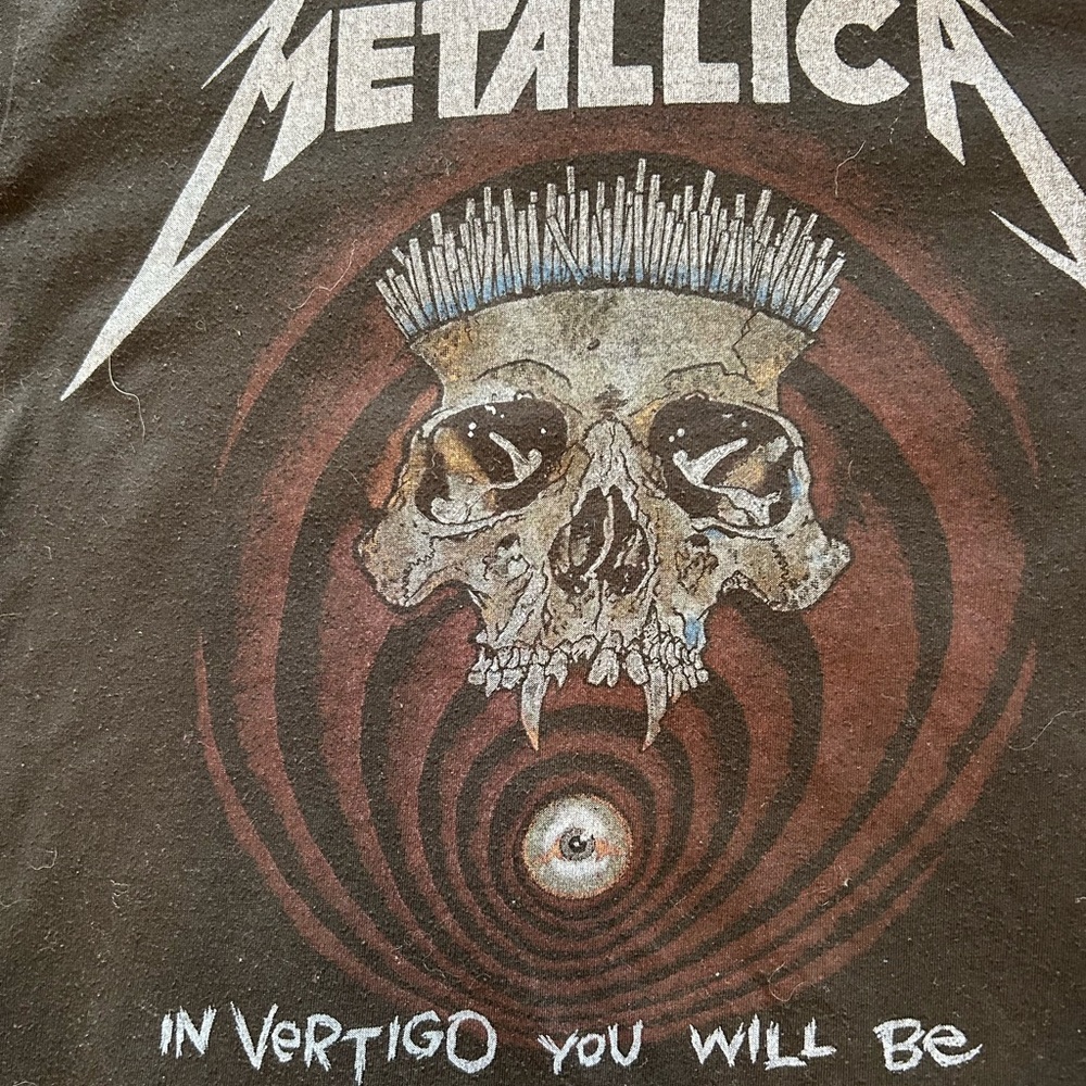 Metallica Black Graphic Tee - Picture 2 of 5